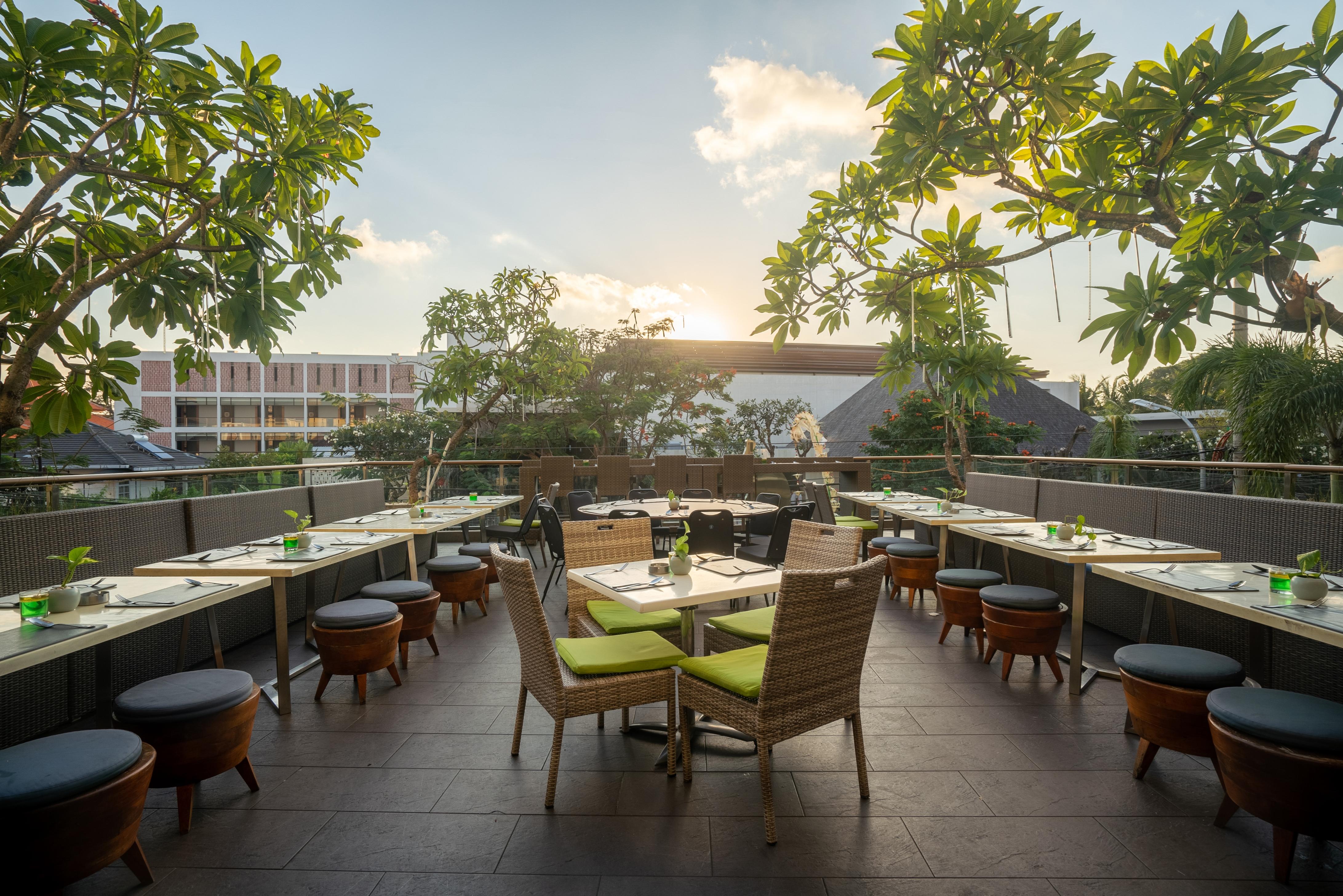 Eden Hotel Kuta Lombok Exterior foto